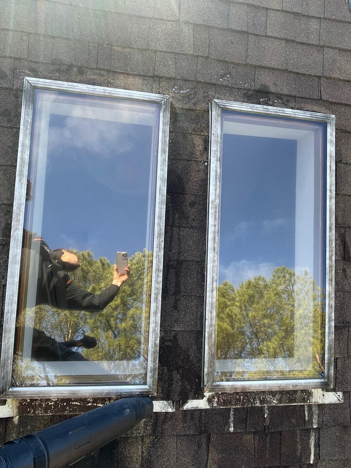 Commercial window cleaning